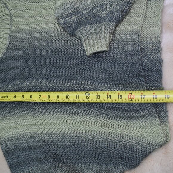 POL Cropped Boxy Knit Sweater Green High Neck Women’s Size Medium - Picture 6 of 12